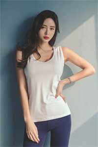 女友把我拐到国外红灯区，却不知街区大佬是我爹新书